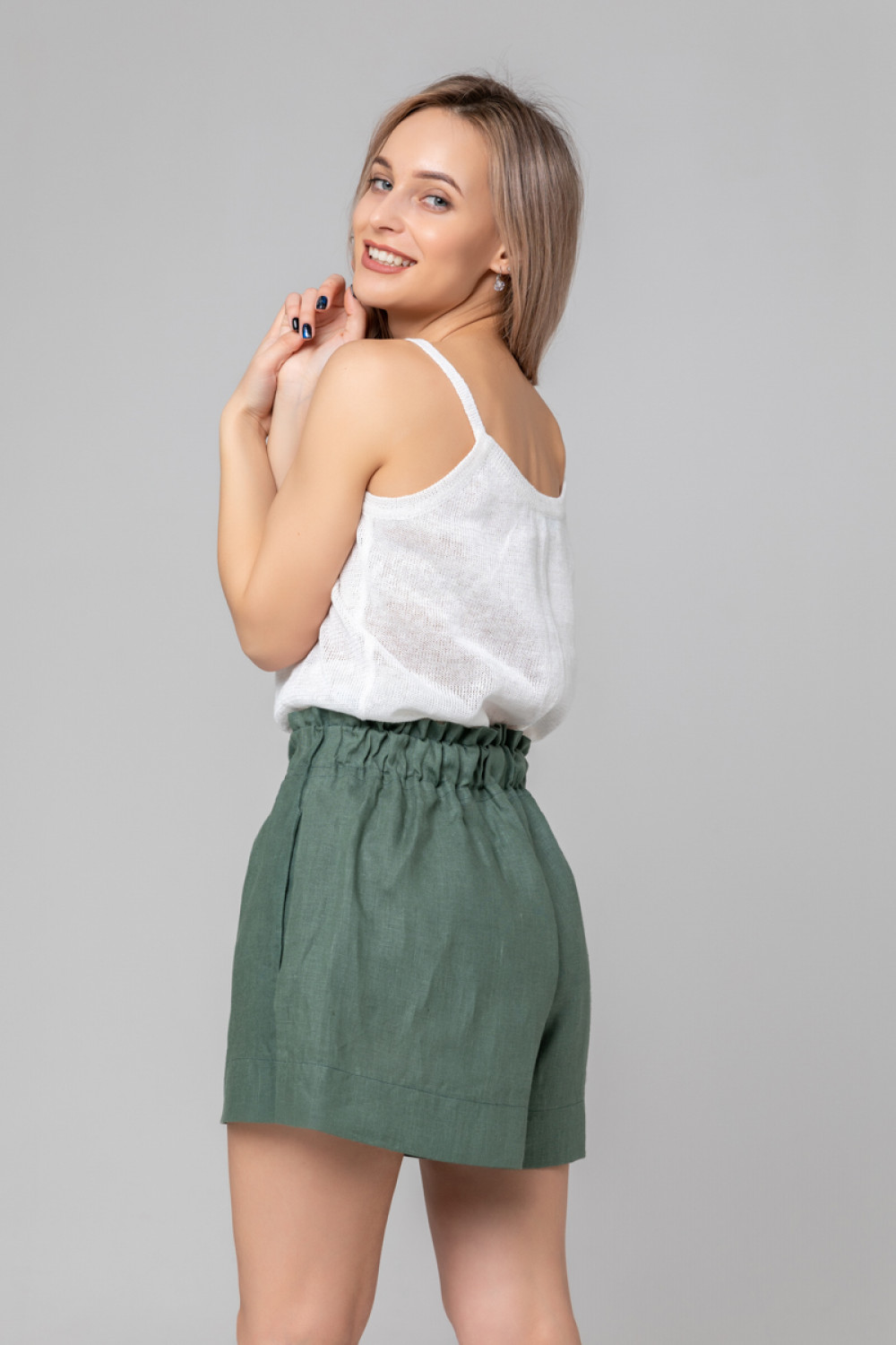 Шорты льняные 13-22  полынь